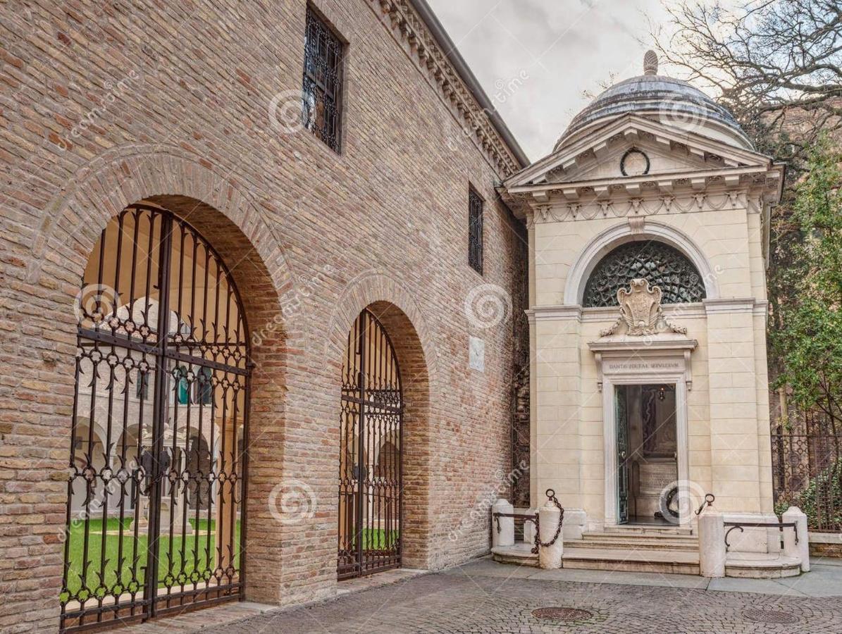 Al Borghetto Centro Storico Apartment Равена Екстериор снимка