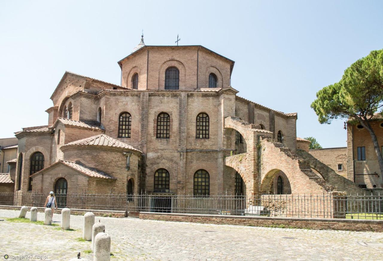 Al Borghetto Centro Storico Apartment Равена Екстериор снимка